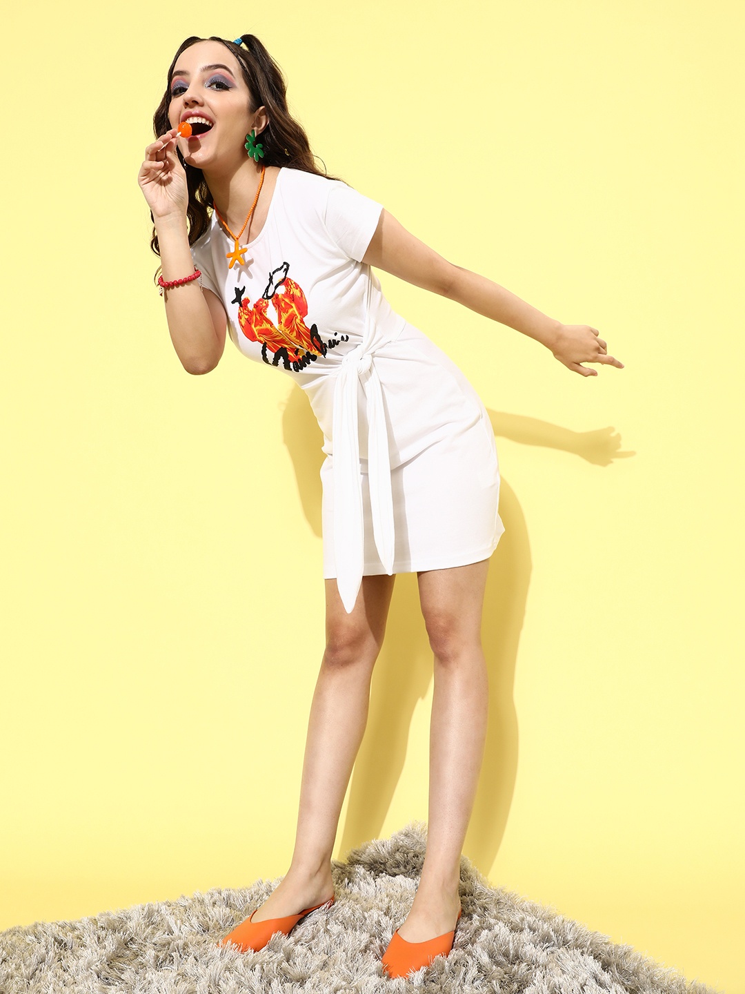 Stylecast X Hersheinbox Women White Typography Twist & Knot Dress