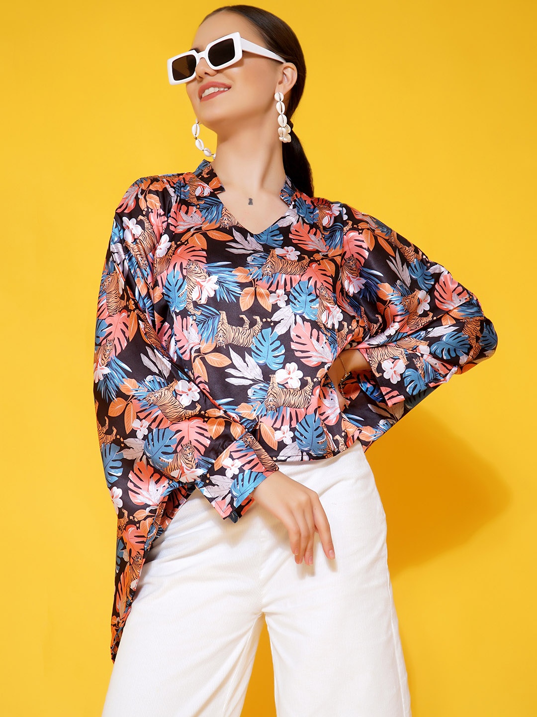 Stylecast X Hersheinbox Women Multicoloured Tropical Print Satin Kaftan Mini Dress, Multi
Stylecast X Hersheinbox Women Multicoloured Tropical Print Satin Kaftan Mini Dress, Multi