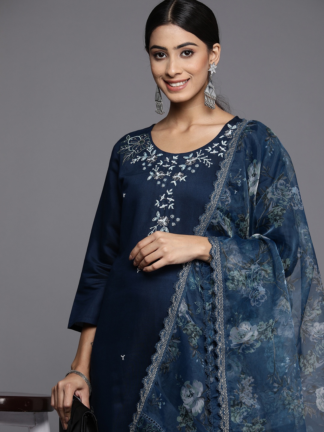 Indo Era Women Blue Floral Embroidered Thread Work Kurta with Trousers & With Dupatta
Indo Era Women Blue Floral Embroidered Thread Work Kurta with Trousers & With Dupatta