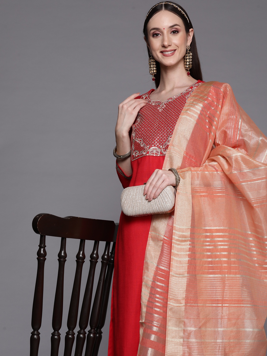 Indo Era Women Red Ethnic Motifs Embroidered Sequinned Kurta with Palazzos & With Dupatta
Indo Era Women Red Ethnic Motifs Embroidered Sequinned Kurta with Palazzos & With Dupatta