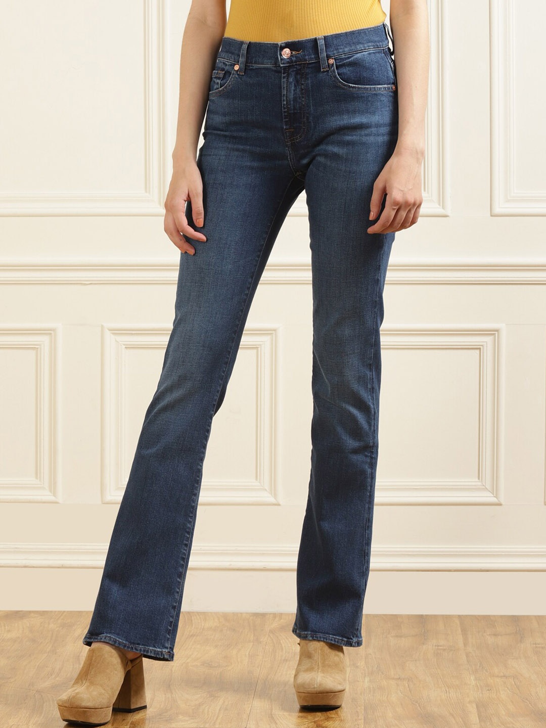 7 For All Mankind Women Blue Slim Fit High-Rise Dark Wash Bootcut Stretchable Jeans
7 For All Mankind Women Blue Slim Fit High-Rise Dark Wash Bootcut Stretchable Jeans