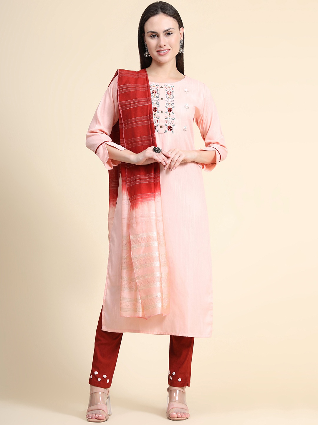 Color Trends Women Peach-Coloured Embroidered Pleated Kurti with Trousers & With Dupatta
Color Trends Women Peach-Coloured Embroidered Pleated Kurti with Trousers & With Dupatta