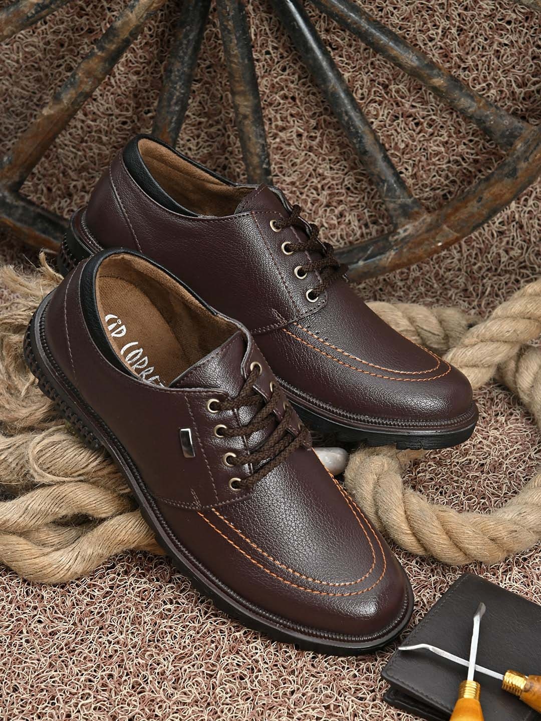 Sir Corbett Men Brown Solid Derbys