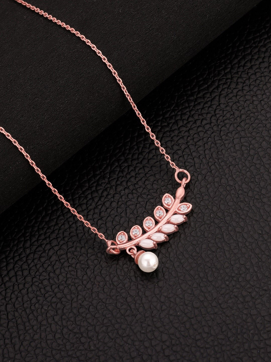 GIVA Rose Gold-Plated 925 Sterling Silver Stone Studded Pearl Beaded Pendant With Chain
GIVA Rose Gold-Plated 925 Sterling Silver Stone Studded Pearl Beaded Pendant With Chain
