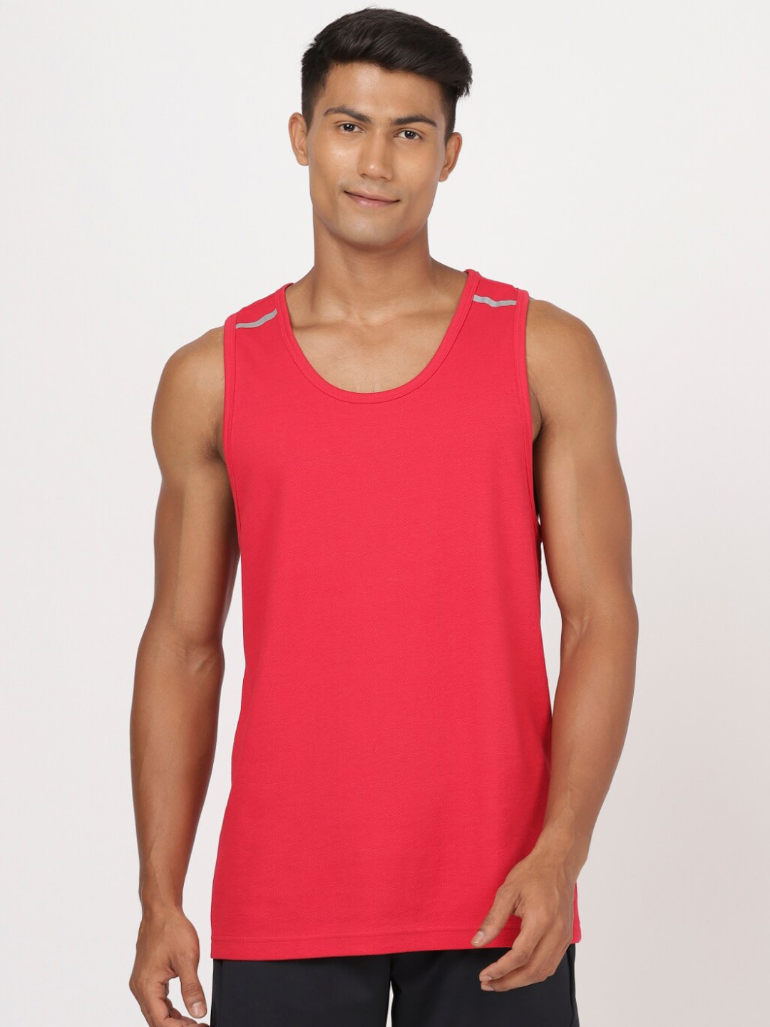 Jockey Men Red Solid Innerwear Vests