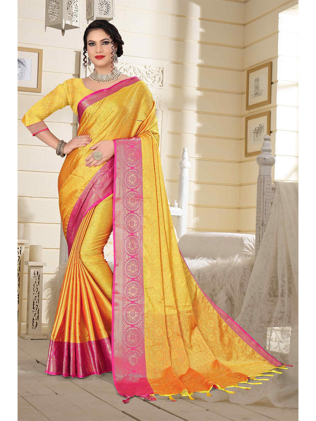Mizzific Pink & Gold-Toned Ethnic Motifs Zari Silk Cotton Kanjeevaram Saree
Mizzific Pink & Gold-Toned Ethnic Motifs Zari Silk Cotton Kanjeevaram Saree