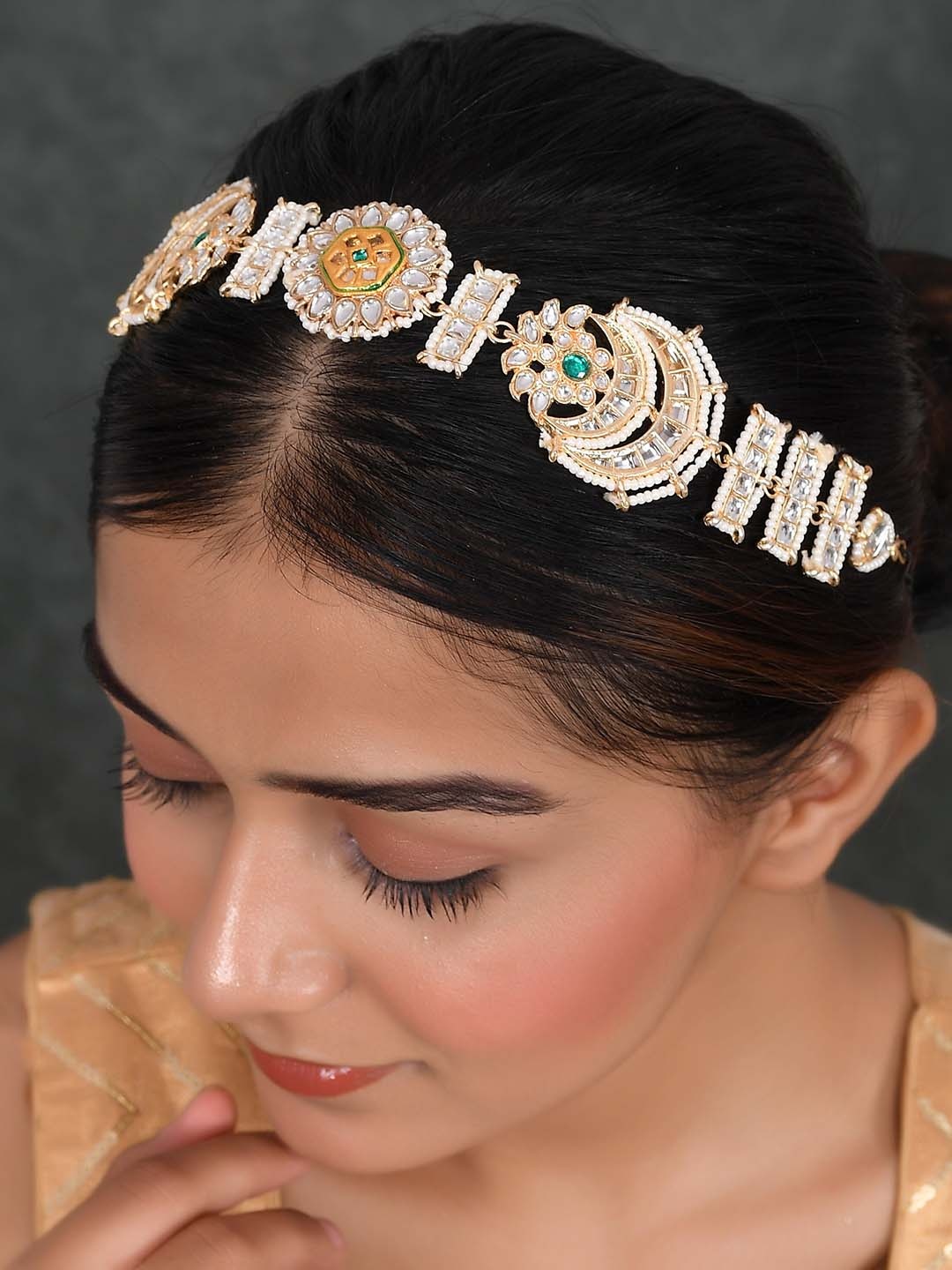 AQUASTREET JEWELS Gold-Plated White & Green Kundan-Studded & Beaded Handcrafted Matha Patti
AQUASTREET JEWELS Gold-Plated White & Green Kundan-Studded & Beaded Handcrafted Matha Patti