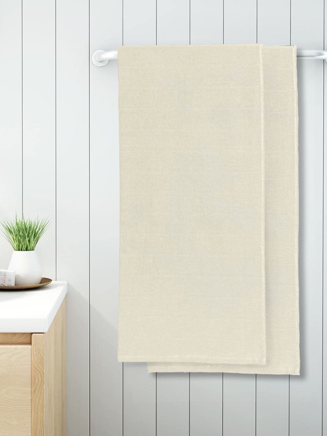 Sleeping Owls- because your sleep matters Set Of 2 Cream-Colored Solid 250 GSM Pure Cotton Towel Set
Sleeping Owls- because your sleep matters Set Of 2 Cream-Colored Solid 250 GSM Pure Cotton Towel Set