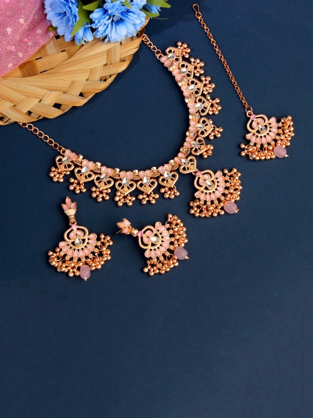 Atasi International Rose Gold-Plated White & Pink Crystal Studded & Beaded Jewellery Set
Atasi International Rose Gold-Plated White & Pink Crystal Studded & Beaded Jewellery Set