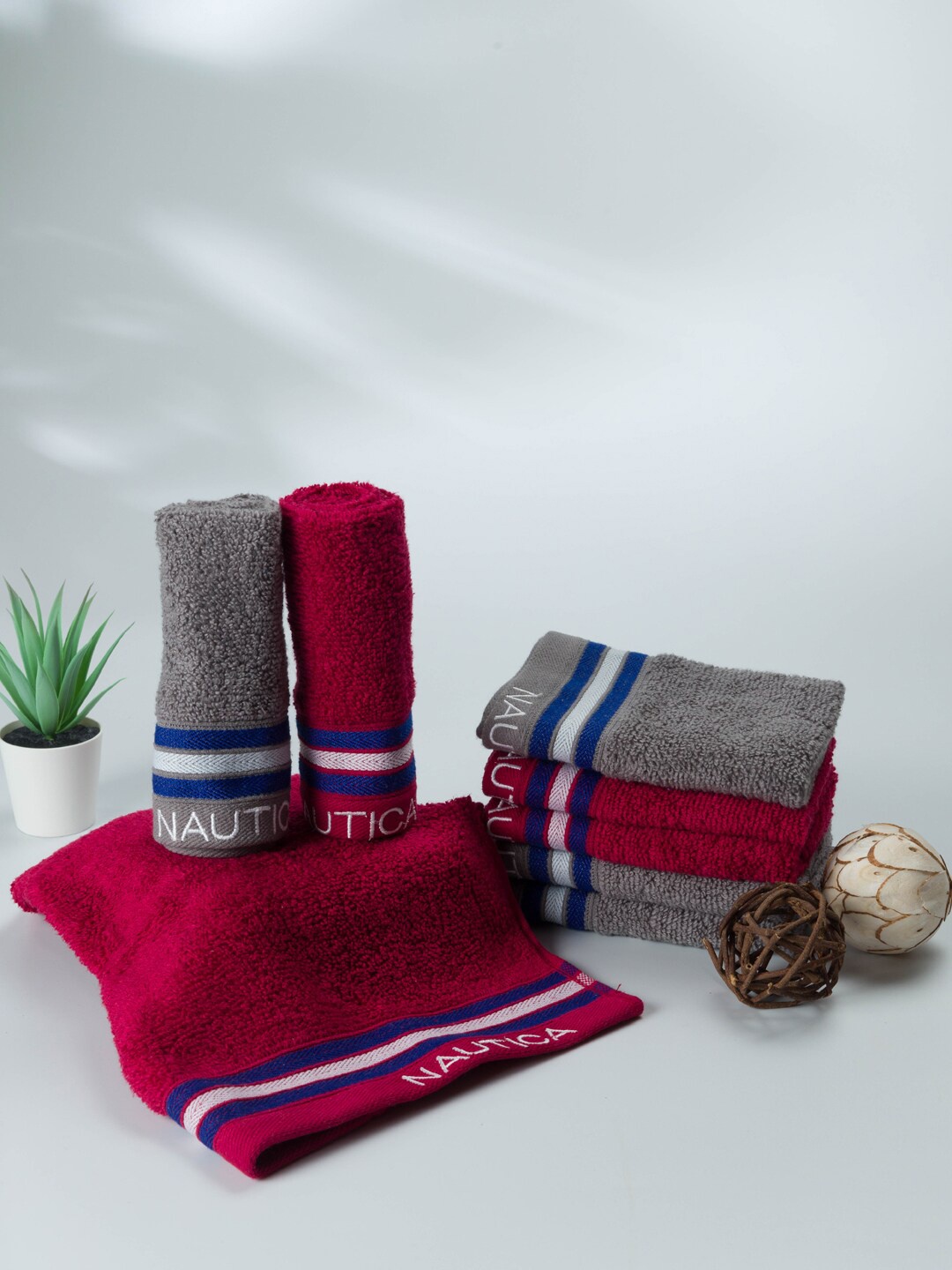Nautica Pack of 8 Grey & Burgundy Striped Pure Cotton 600 GSM Face Towels
Nautica Pack of 8 Grey & Burgundy Striped Pure Cotton 600 GSM Face Towels