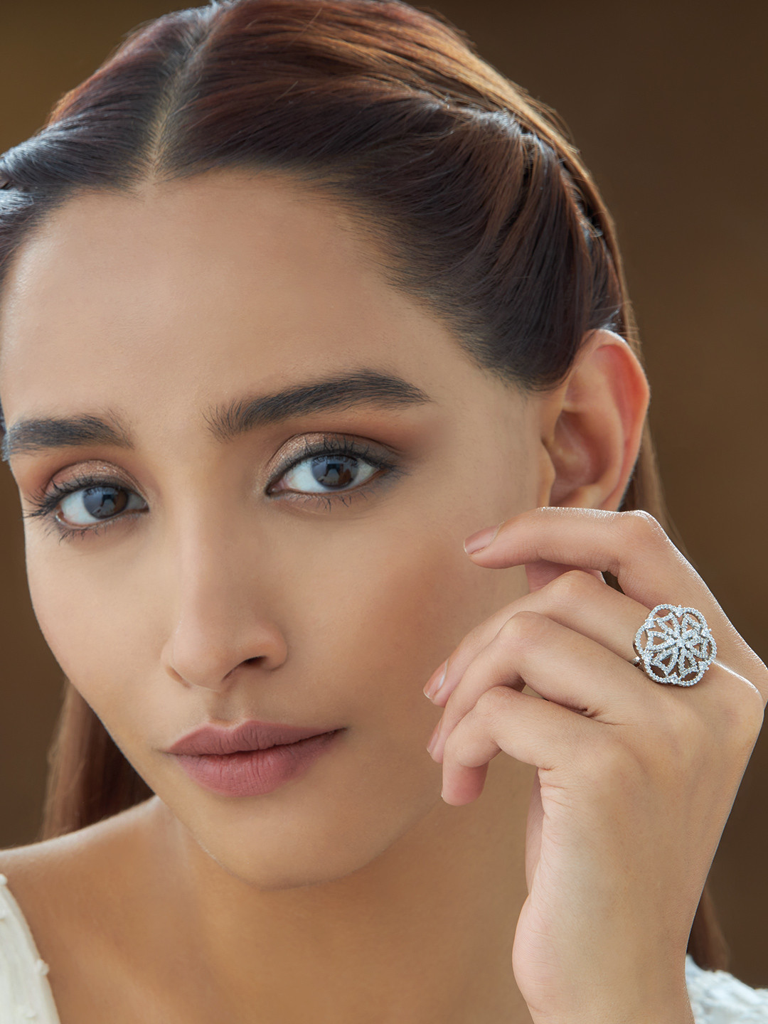 Kushal's Fashion Jewellery Rhodium-Plated Silver-Toned & White CZ Stone-Studded Adjustable Finger Ring
Kushal's Fashion Jewellery Rhodium-Plated Silver-Toned & White CZ Stone-Studded Adjustable Finger Ring