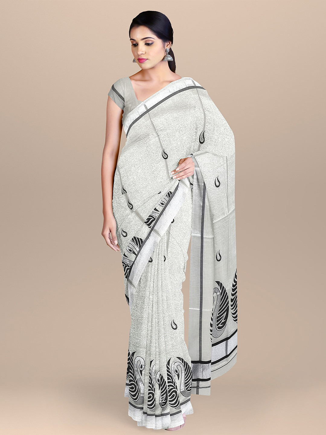 The Chennai Silks Off White & Black Ethnic Motifs Zari Pure Cotton Fusion Kasavu Saree
The Chennai Silks Off White & Black Ethnic Motifs Zari Pure Cotton Fusion Kasavu Saree