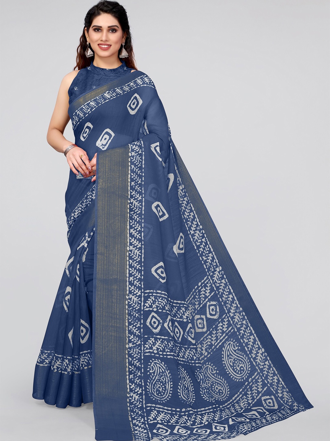 KALINI Women Navy Blue & White Cotton Batik Zari Saree