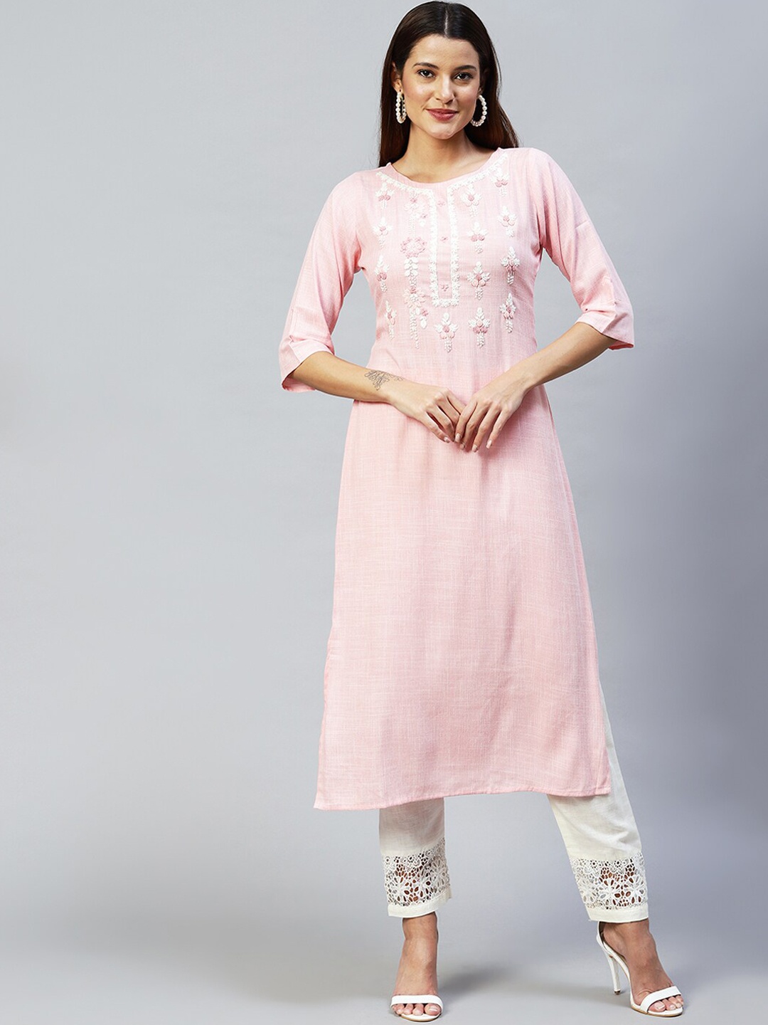 FASHOR Women Pink Floral Embroidered Kurta