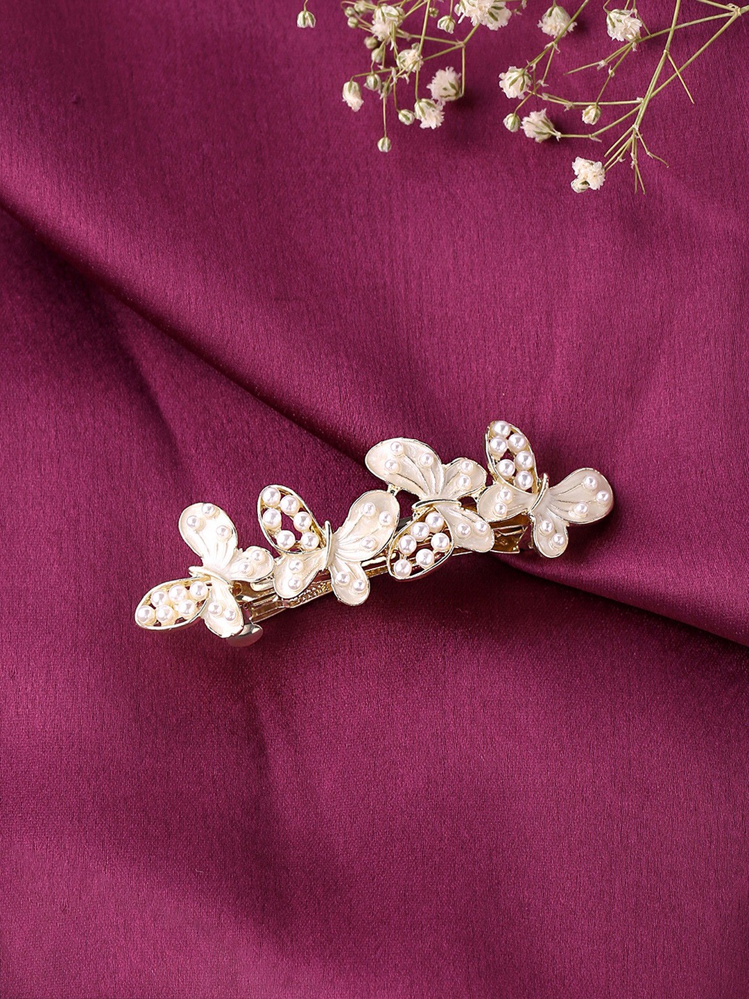 Yellow Chimes Women White & Gold-Toned Pearl Butterfly Designed French Barrette Hairclips
Yellow Chimes Women White & Gold-Toned Pearl Butterfly Designed French Barrette Hairclips