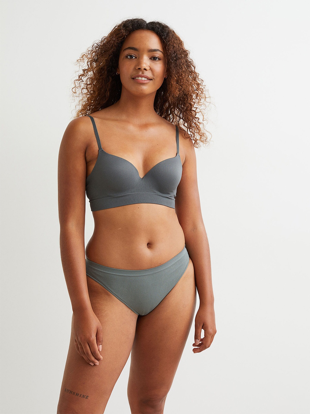 H&M Grey Underwired Seamless push-up bra