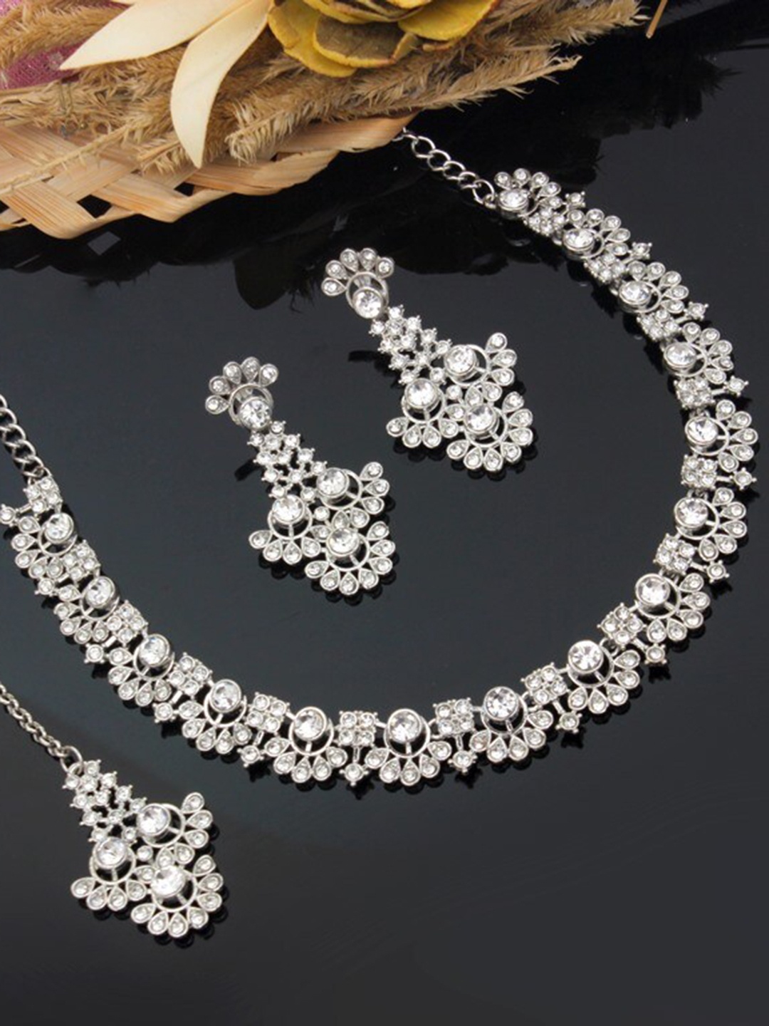 Atasi International Designer Flower Design Silver Plated Choker Necklace Set For Woman
Atasi International Designer Flower Design Silver Plated Choker Necklace Set For Woman