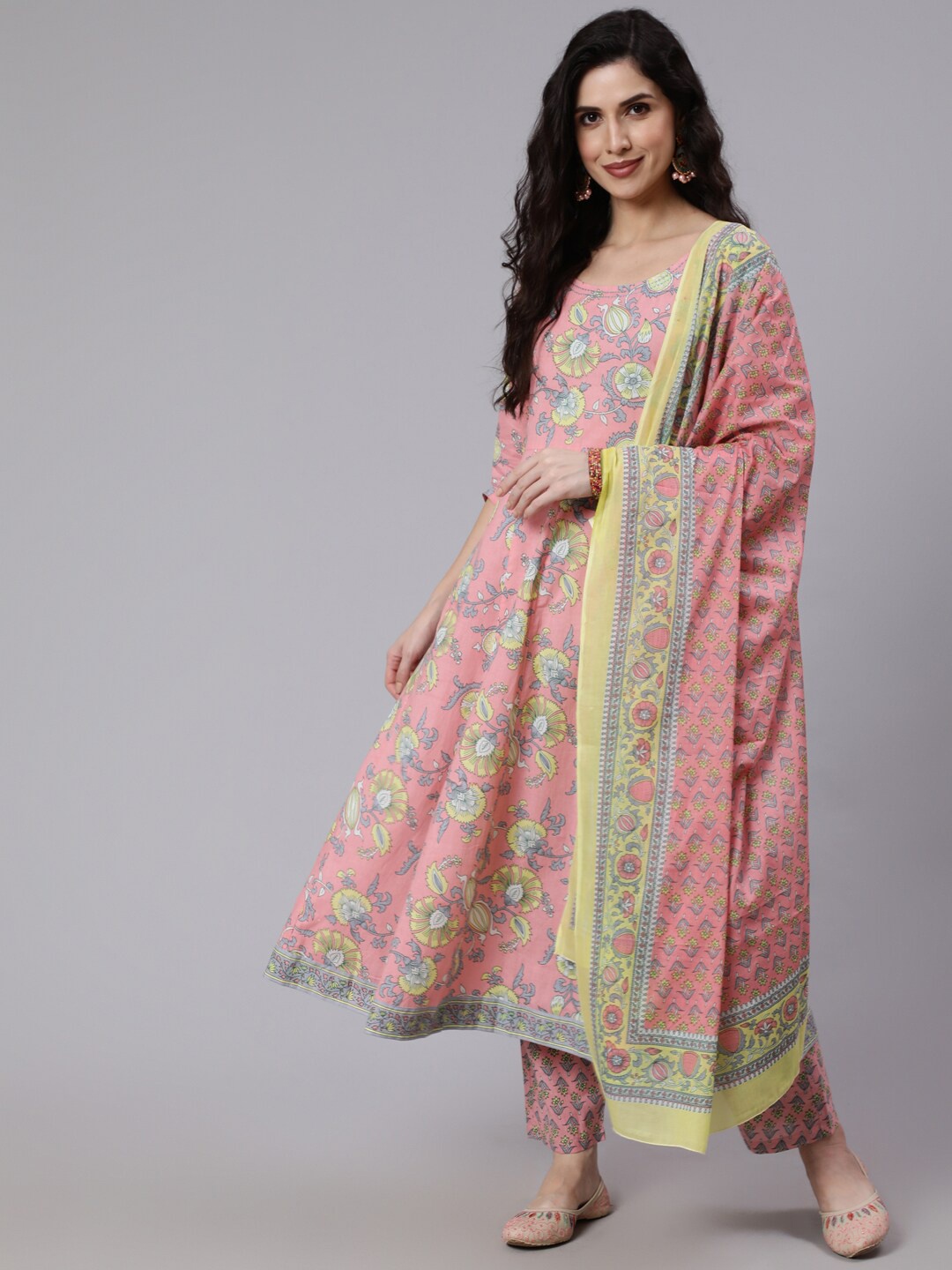 THE NKS PLUS Women Peach-Coloured Ethnic Motifs Printed Pure Cotton Kurta with Trousers & With Dupatta
THE NKS PLUS Women Peach-Coloured Ethnic Motifs Printed Pure Cotton Kurta with Trousers & With Dupatta