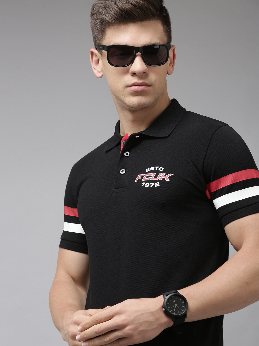 French Connection Men Black Polo Collar Pure Cotton Slim Fit T-shirt With Brand Logo Print
French Connection Men Black Polo Collar Pure Cotton Slim Fit T-shirt With Brand Logo Print