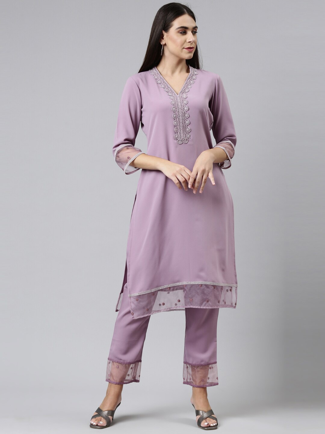 Neerus Women Lavender Embroidered Panelled Patchwork Silk Georgette Kurta with Trousers
Neerus Women Lavender Embroidered Panelled Patchwork Silk Georgette Kurta with Trousers