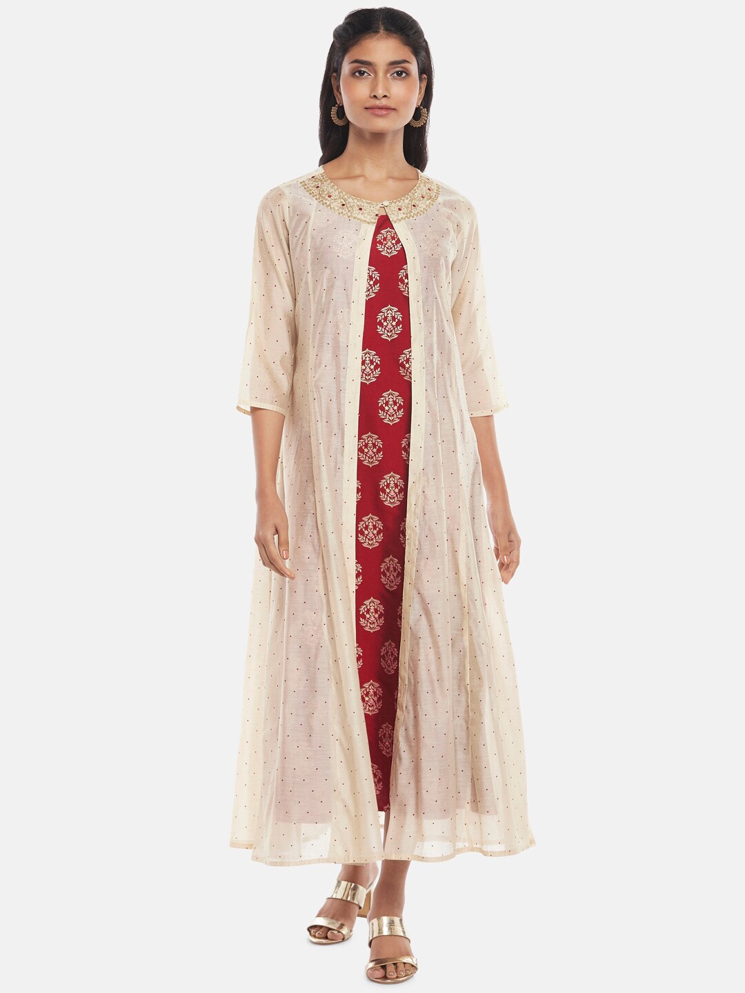 RANGMANCH BY PANTALOONS Beige & Maroon Ethnic Motifs Embroidered A-Line Maxi Dress
RANGMANCH BY PANTALOONS Beige & Maroon Ethnic Motifs Embroidered A-Line Maxi Dress
