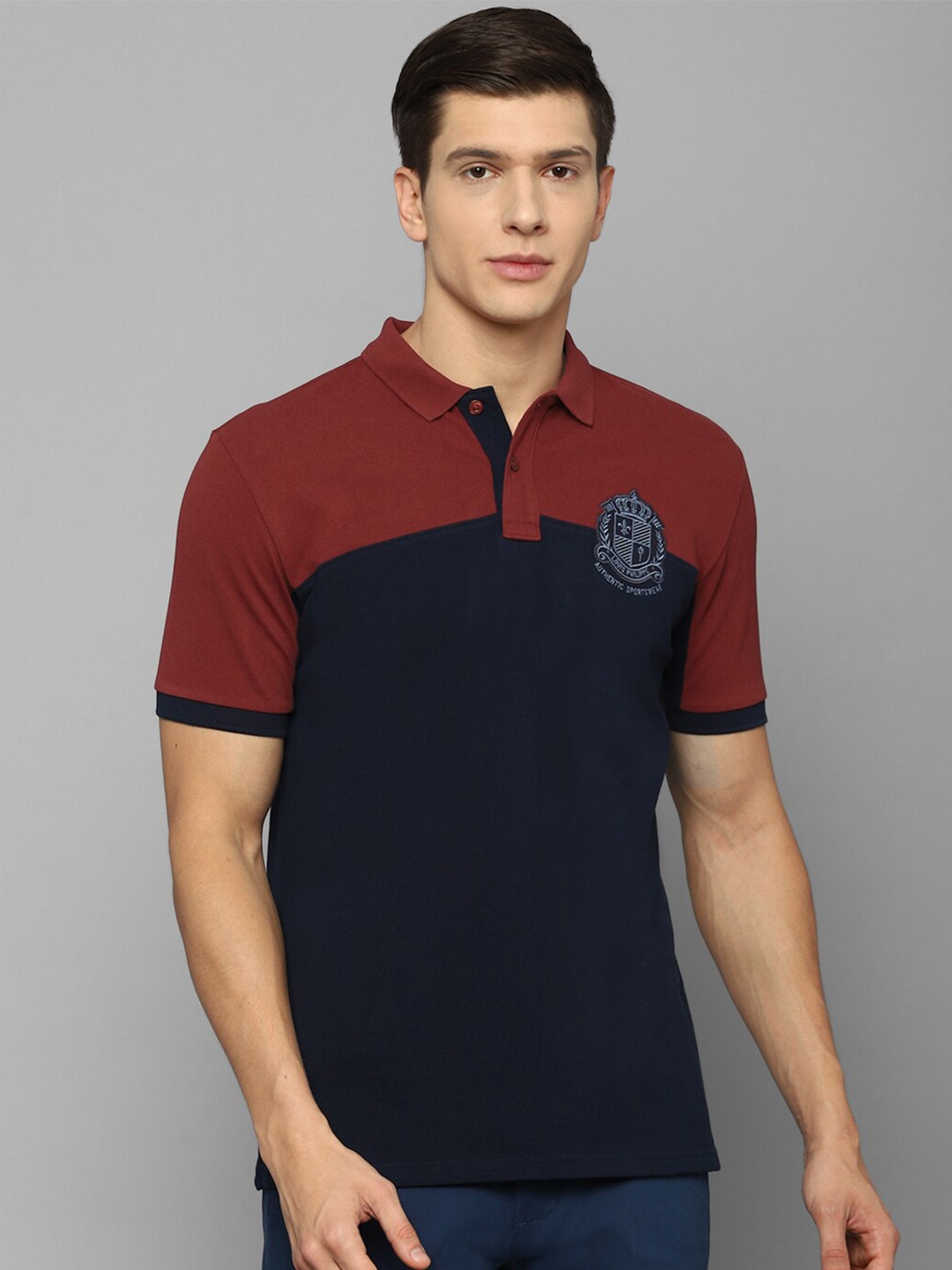 Louis Philippe Sport Men Navy Blue & Maroon Colourblocked Polo Collar Slim Fit Cotton T-shirt
Louis Philippe Sport Men Navy Blue & Maroon Colourblocked Polo Collar Slim Fit Cotton T-shirt