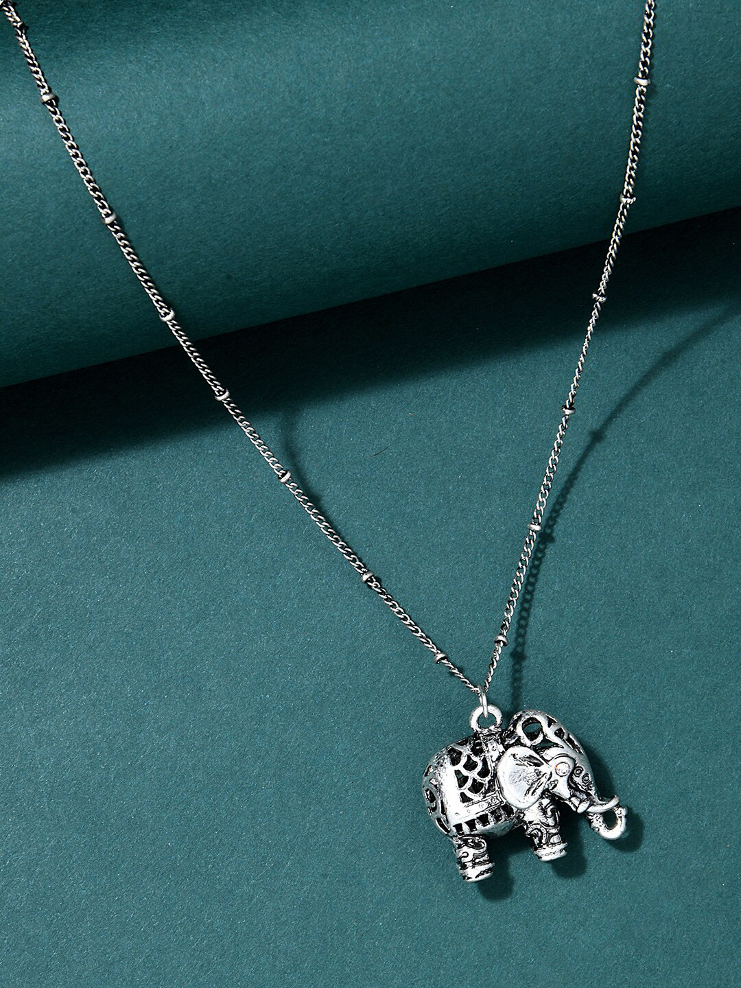 Lilly & sparkle Silver-Toned Silver-Plated Oxidised Necklace
Lilly & sparkle Silver-Toned Silver-Plated Oxidised Necklace