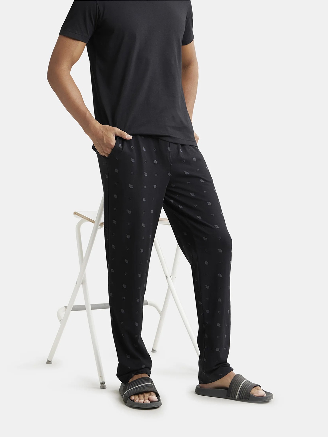 Jockey Super Combed Cotton Stretch Regular Fit Pyjama with Inner Drawstring-RM02, Navy blue
Jockey Super Combed Cotton Stretch Regular Fit Pyjama with Inner Drawstring-RM02, Navy blue