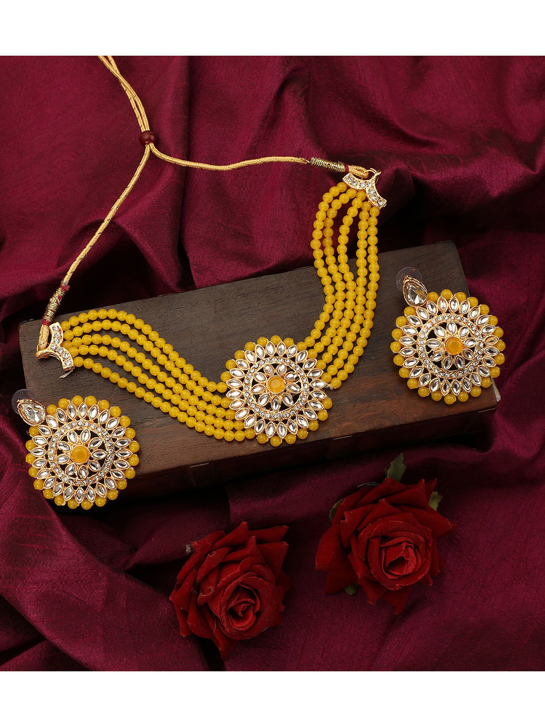 ZaffreCollections Women Yellow & White Gold-Plated Crystal-Studded & Beaded Jewellery Set
ZaffreCollections Women Yellow & White Gold-Plated Crystal-Studded & Beaded Jewellery Set