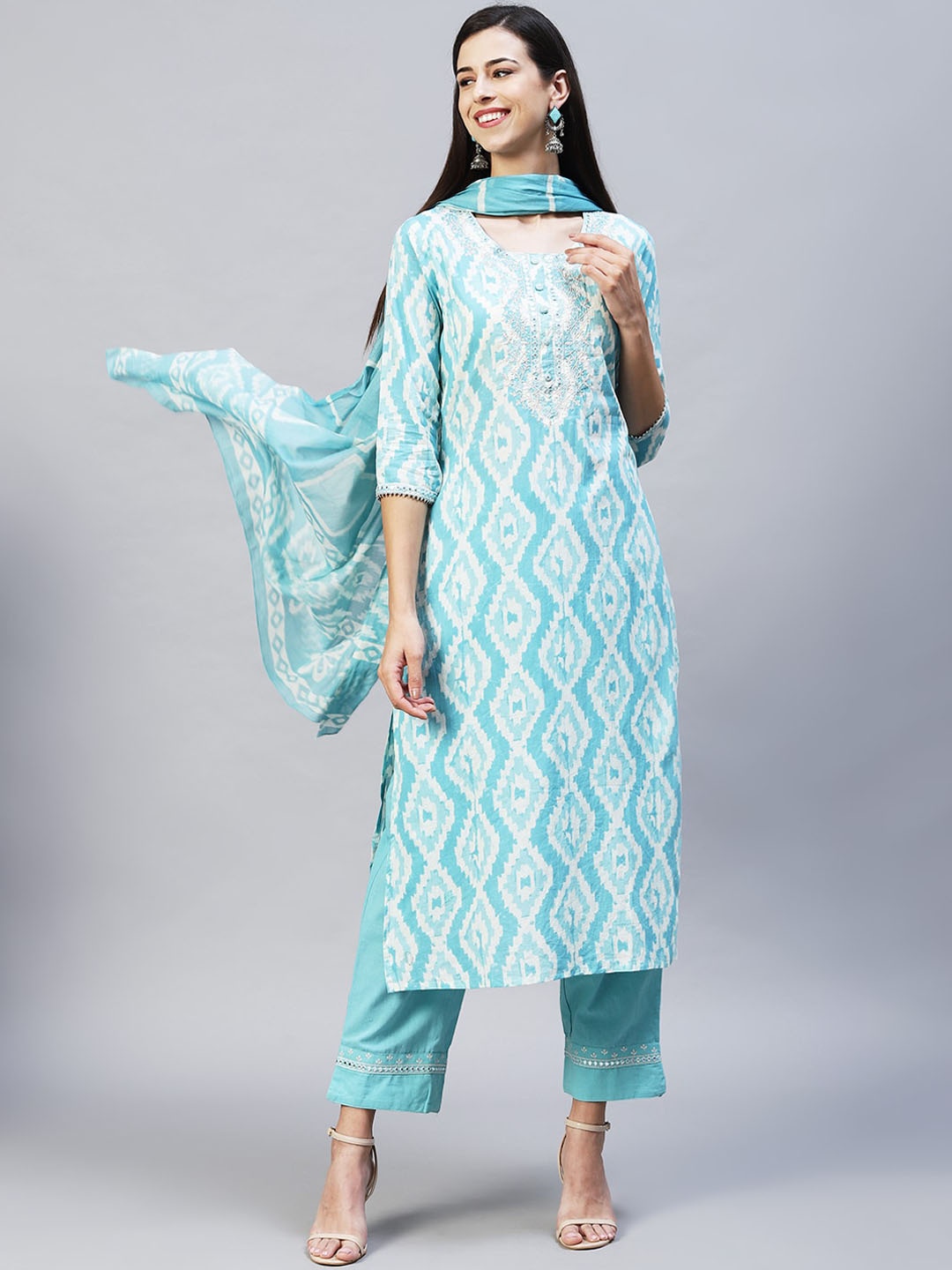 FASHOR Women Blue Ethnic Motifs Printed Empire Mirror Work Pure Cotton Kurta with Trousers
FASHOR Women Blue Ethnic Motifs Printed Empire Mirror Work Pure Cotton Kurta with Trousers