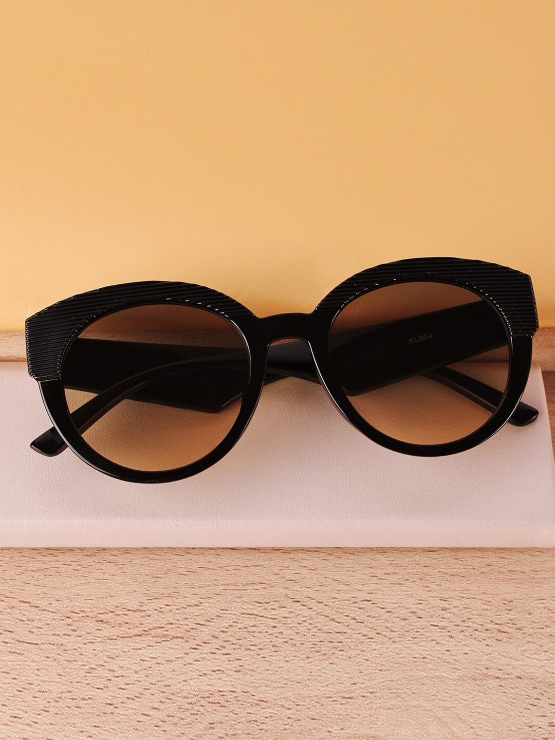 QUIRKY Unisex Pink Lens & Black Round Sunglasses with UV Protected Lens-QKY017B, Brown
QUIRKY Unisex Pink Lens & Black Round Sunglasses with UV Protected Lens-QKY017B, Brown