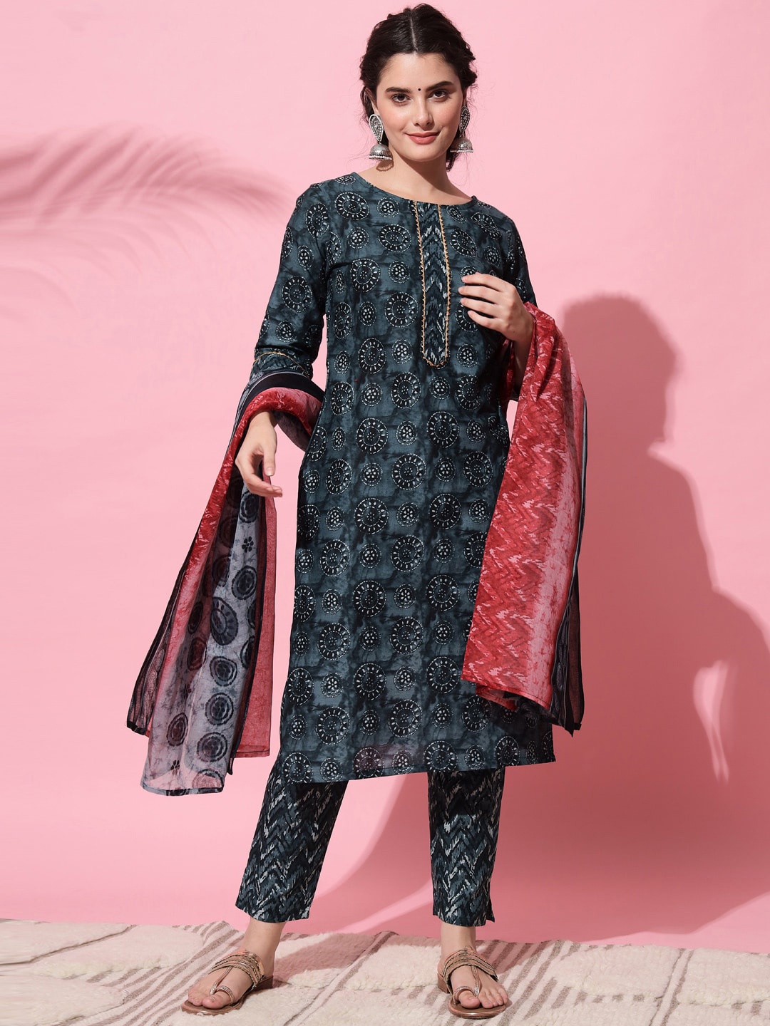 Sitaram Designer Women Navy Blue Printed Pure Cotton Kurta with Trousers & With Dupatta
Sitaram Designer Women Navy Blue Printed Pure Cotton Kurta with Trousers & With Dupatta