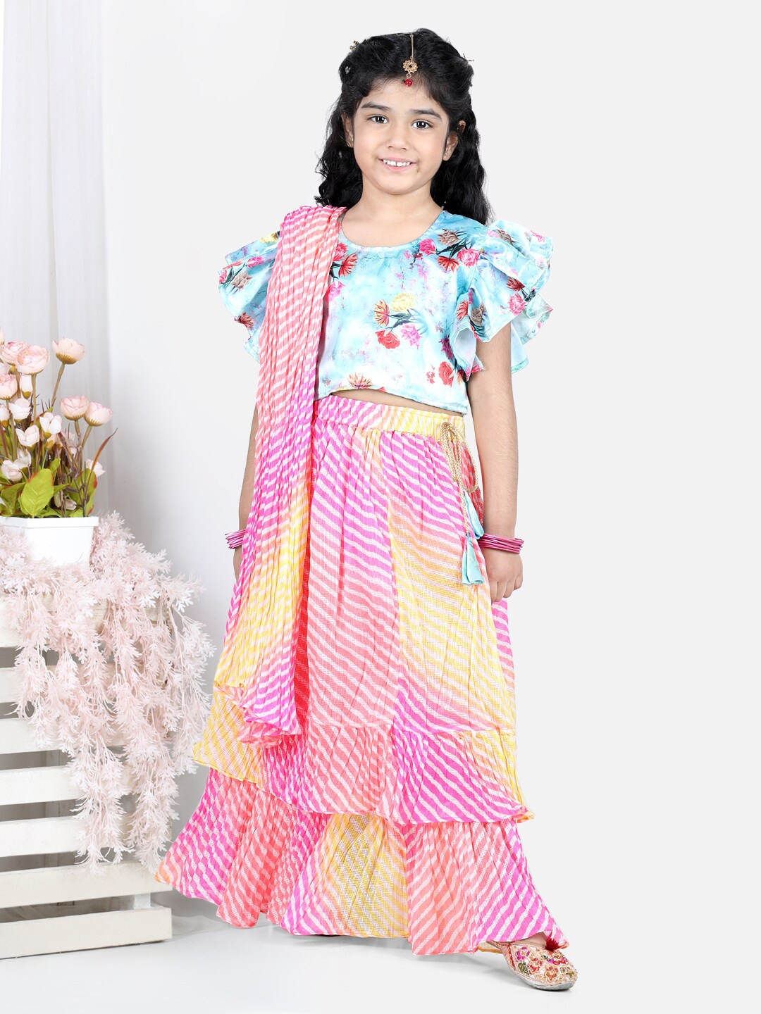 Here&Now X Kinder Kids Girls Pink & Blue Printed Ready to Wear Lehenga & Blouse With Dupatta
Here&Now X Kinder Kids Girls Pink & Blue Printed Ready to Wear Lehenga & Blouse With Dupatta