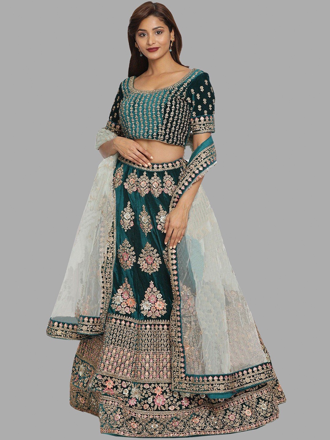 Fashionuma Green & Pink Embroidered Semi-Stitched Lehenga & Unstitched Blouse With Dupatta
Fashionuma Green & Pink Embroidered Semi-Stitched Lehenga & Unstitched Blouse With Dupatta