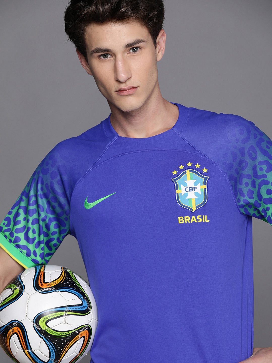 Nike Men Purple Solid Sports & Team CBF Stadium Away Dri-FIT Football Jersey T-shirt
Nike Men Purple Solid Sports & Team CBF Stadium Away Dri-FIT Football Jersey T-shirt