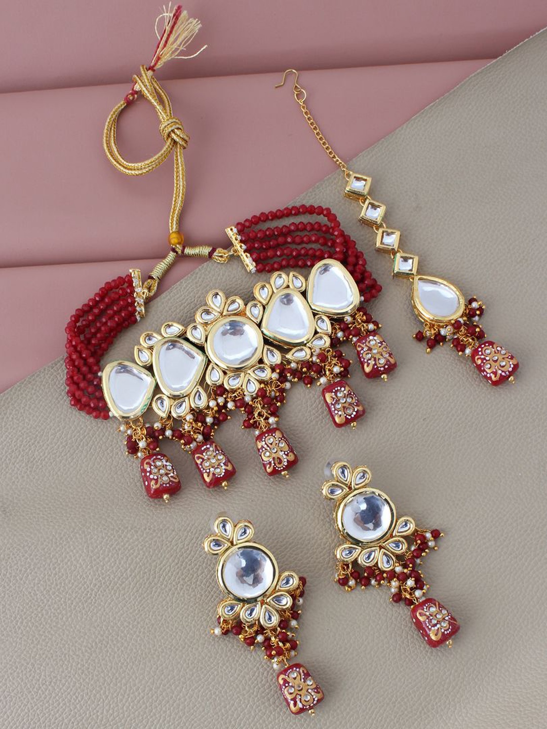 LUCKY JEWELLERY Gold-Plated Maroon & White Kundan-Studded & Beaded Jewellery Set
LUCKY JEWELLERY Gold-Plated Maroon & White Kundan-Studded & Beaded Jewellery Set