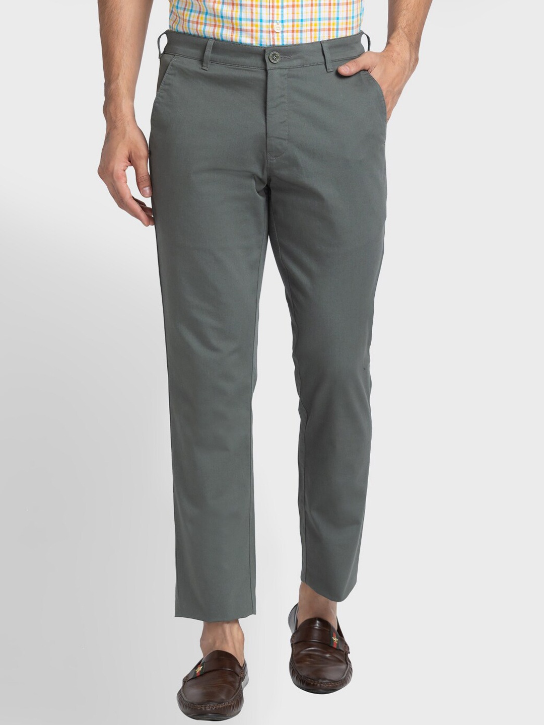 ColorPlus Men Green Solid Regular Fit Trousers