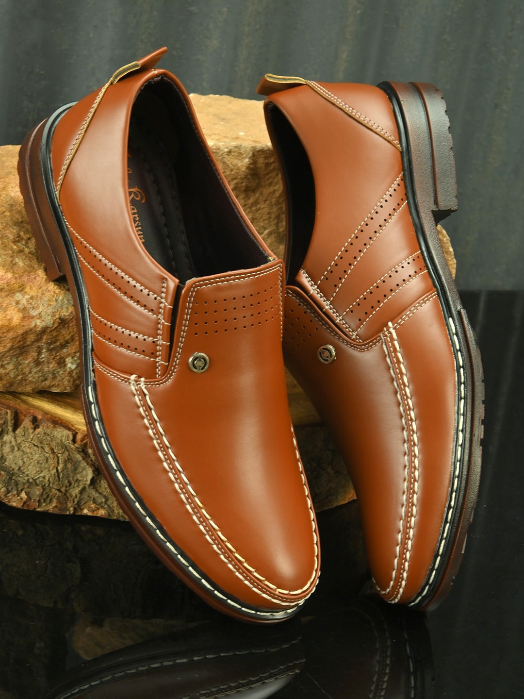 John Karsun Men Tan Solid Boat Shoes