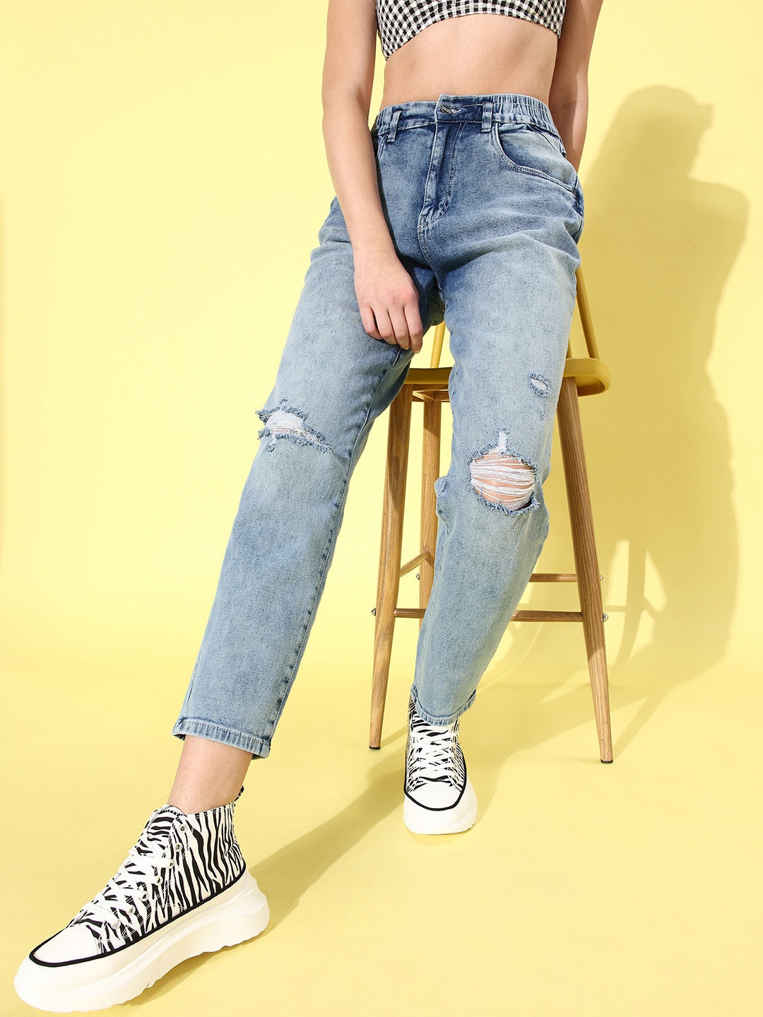 Mast & Harbour Women Blue Boyfriend Fit Mildly Distressed Heavy Fade Stretchable Jeans
Mast & Harbour Women Blue Boyfriend Fit Mildly Distressed Heavy Fade Stretchable Jeans