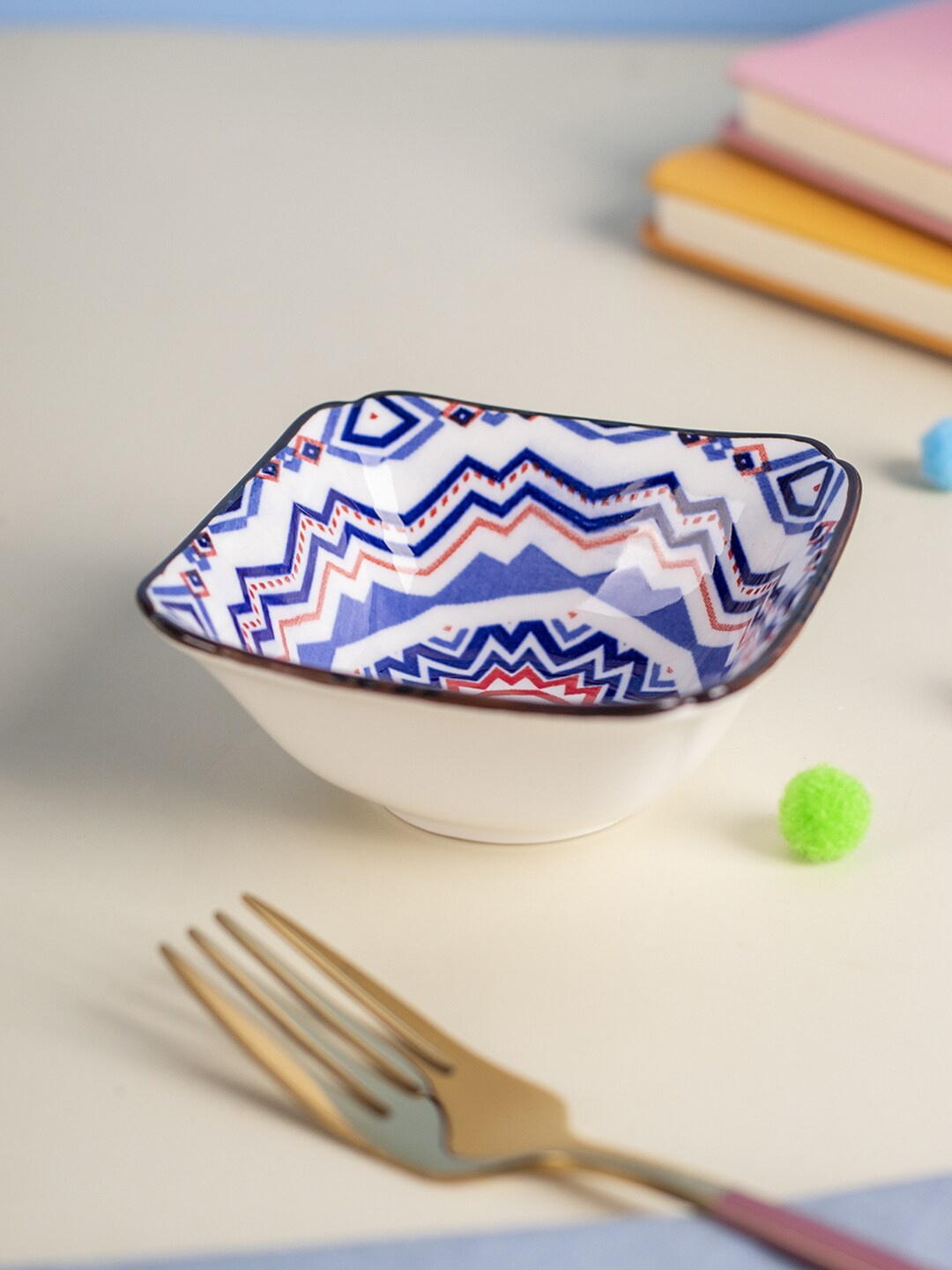 MARKET99 Blue & White Dishwasher And Microwave Safe Printed Ceramic Glossy Bowls