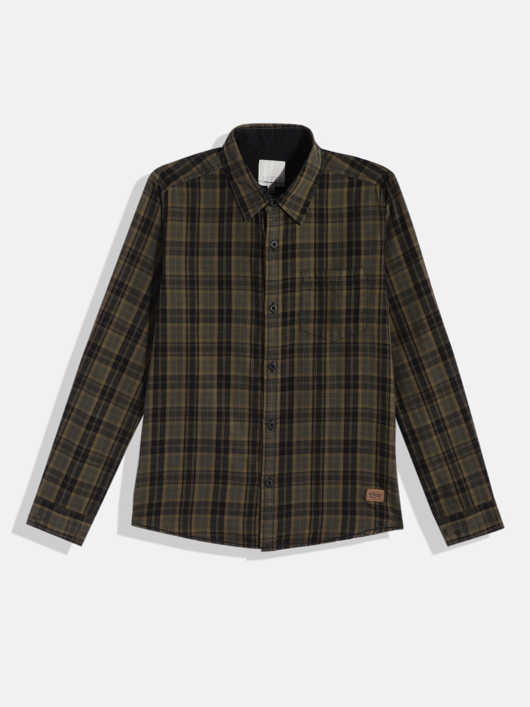 UTH by Roadster Teen Boys Olive Green & Black Pure Cotton Comfort Tartan Checked Casual Shirt
UTH by Roadster Teen Boys Olive Green & Black Pure Cotton Comfort Tartan Checked Casual Shirt