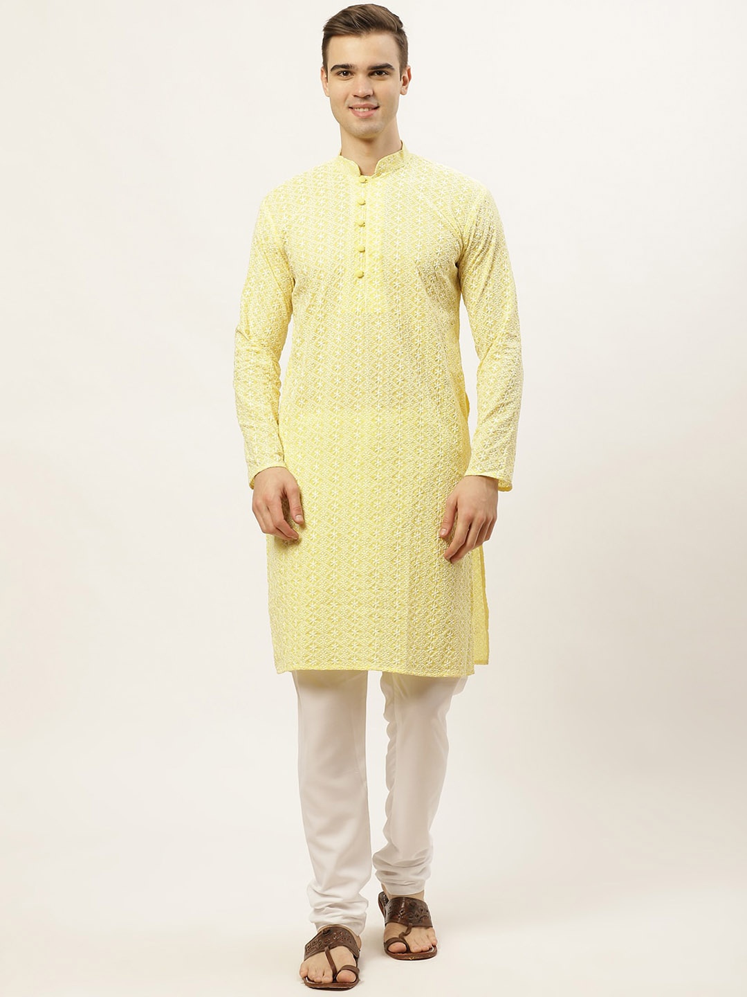 Jompers Men Yellow Embroidered Chikankari Pure Cotton Kurta with Pyjamas
Jompers Men Yellow Embroidered Chikankari Pure Cotton Kurta with Pyjamas