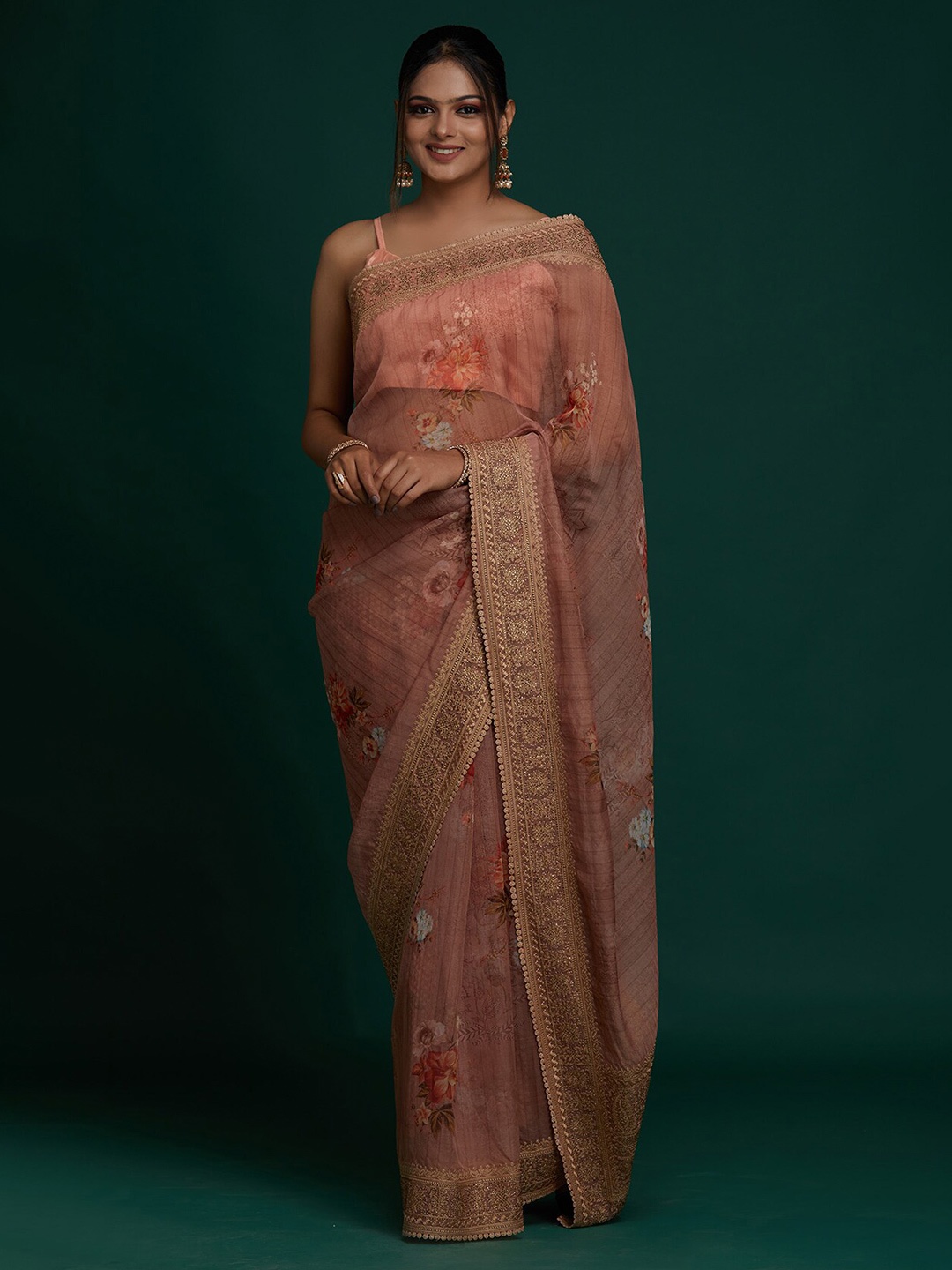 Koskii Peach-Coloured & Gold-Toned Floral Zari Art Silk Saree