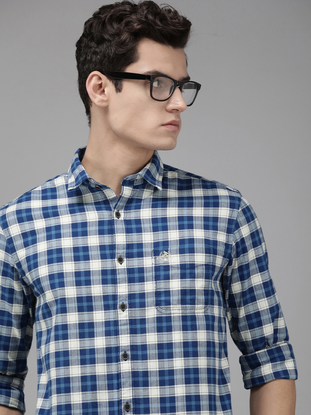 U S Polo Assn Denim Co Men Blue And White Standard Slim Fit Checked Pure Cotton Shirt
U S Polo Assn Denim Co Men Blue And White Standard Slim Fit Checked Pure Cotton Shirt