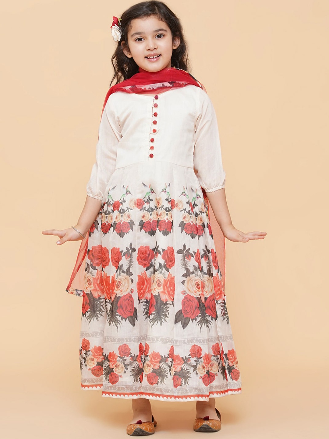 Bitiya by Bhama Girls Beige & Red Floral Printed Floral Anarkali Chanderi Cotton Kurta
Bitiya by Bhama Girls Beige & Red Floral Printed Floral Anarkali Chanderi Cotton Kurta