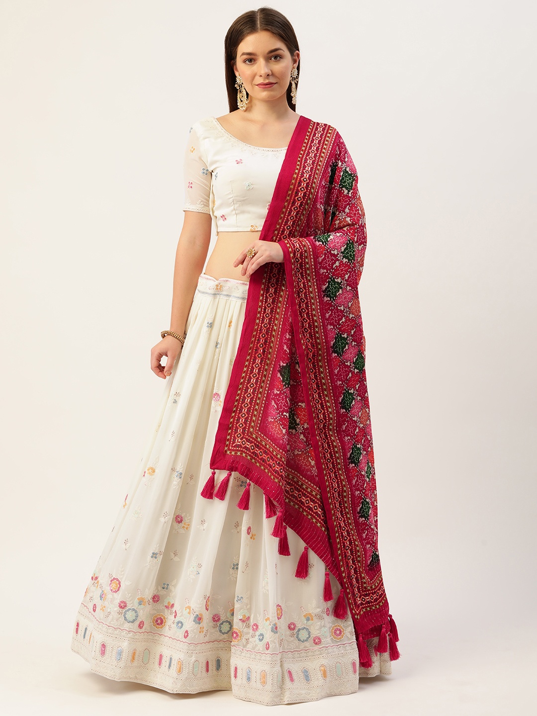 LOOKNBOOK ART Cream-Coloured & Red Embellished Sequinned Semi-Stitched Lehenga & Unstitched Blouse With
LOOKNBOOK ART Cream-Coloured & Red Embellished Sequinned Semi-Stitched Lehenga & Unstitched Blouse With