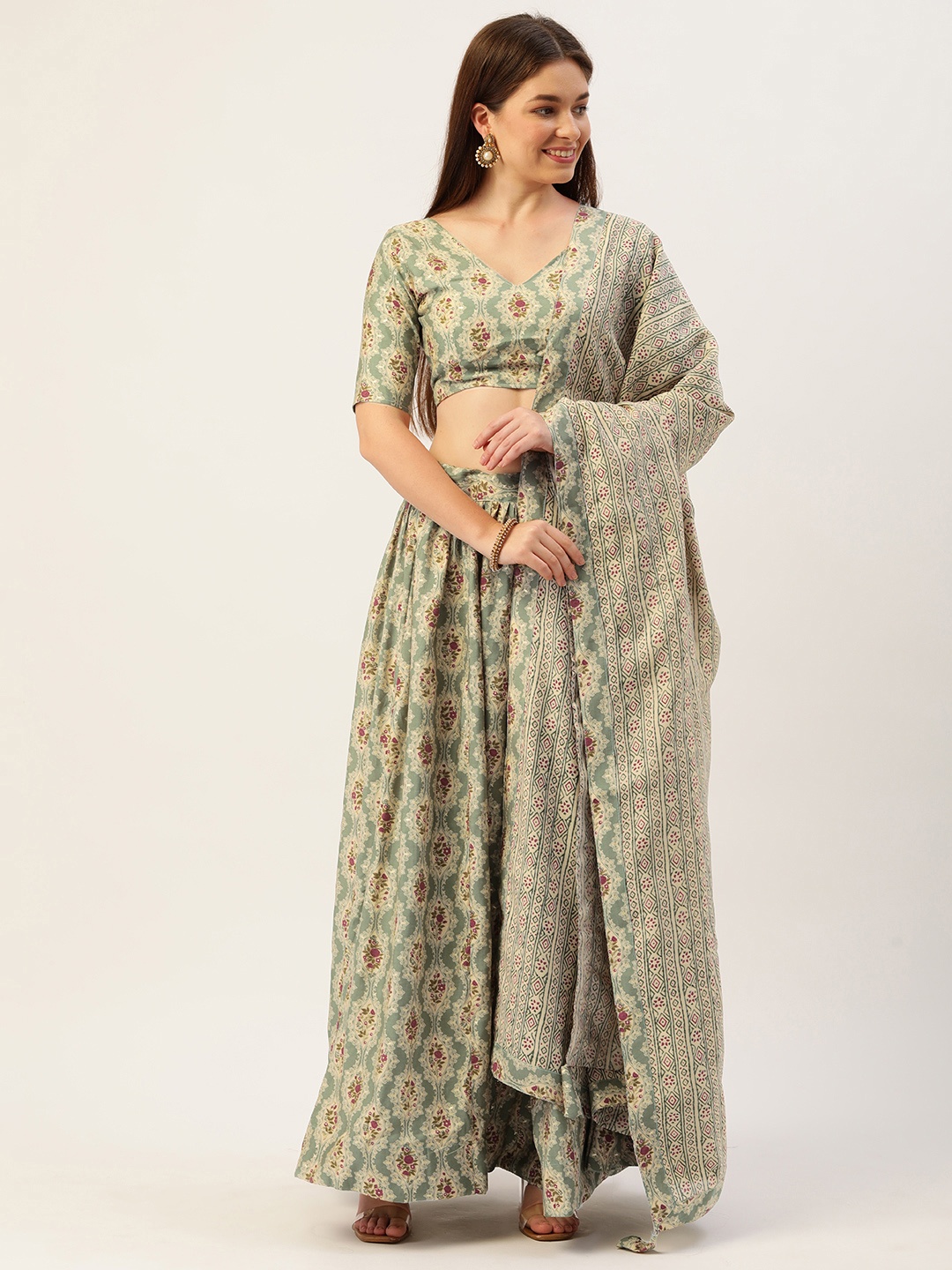 LOOKNBOOK ART Green & Beige Printed Semi-Stitched Lehenga & Unstitched Blouse With Dupatta
LOOKNBOOK ART Green & Beige Printed Semi-Stitched Lehenga & Unstitched Blouse With Dupatta