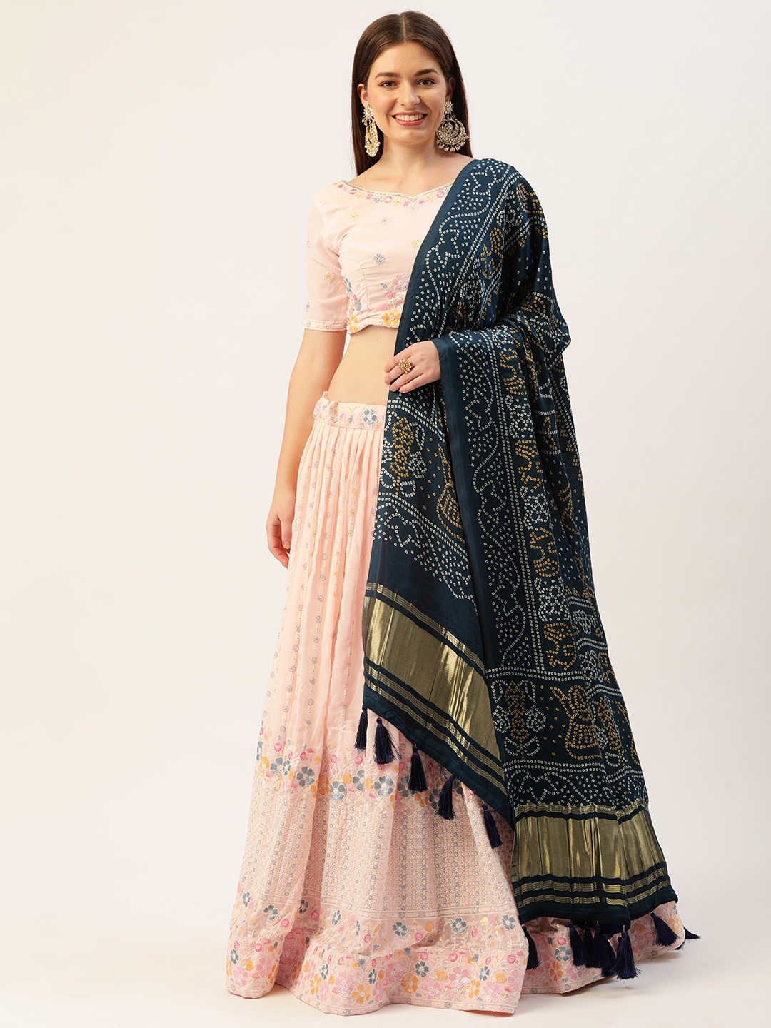 LOOKNBOOK ART Peach-Coloured & Teal Sequinned Semi-Stitched Lehenga & Unstitched Blouse
LOOKNBOOK ART Peach-Coloured & Teal Sequinned Semi-Stitched Lehenga & Unstitched Blouse
