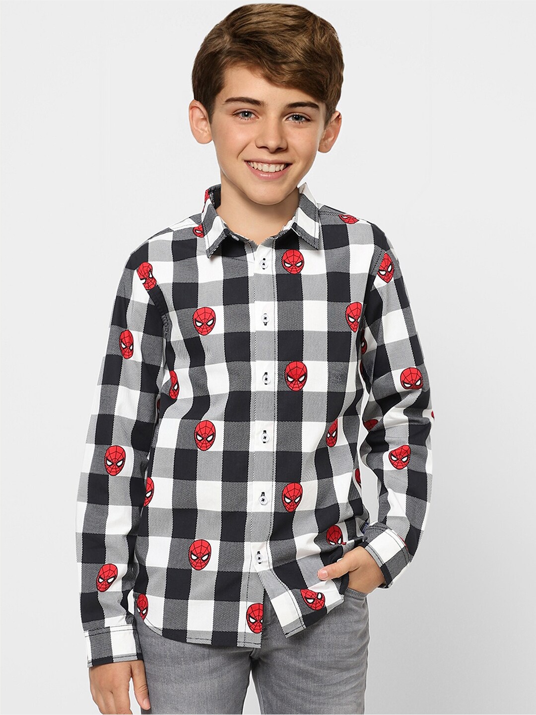 Jack & Jones Junior Boys Grey Buffalo Checks Spider-Man Head Cotton Printed Casual Shirt
Jack & Jones Junior Boys Grey Buffalo Checks Spider-Man Head Cotton Printed Casual Shirt
