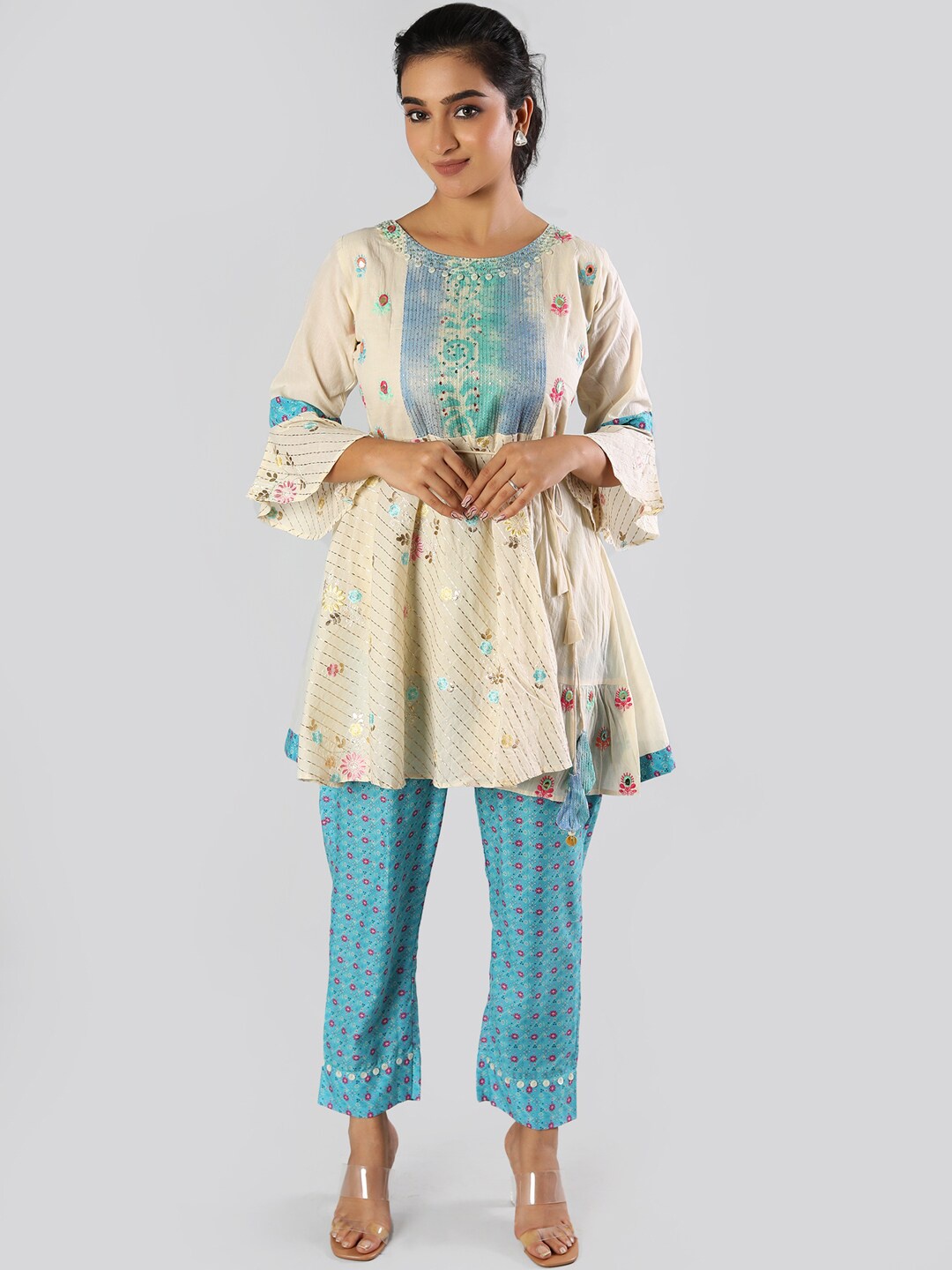taruni Women Bell Sleeve Embroidered And Embellished Empire Pure Cotton Kurti With Trouser, Off white
taruni Women Bell Sleeve Embroidered And Embellished Empire Pure Cotton Kurti With Trouser, Off white
